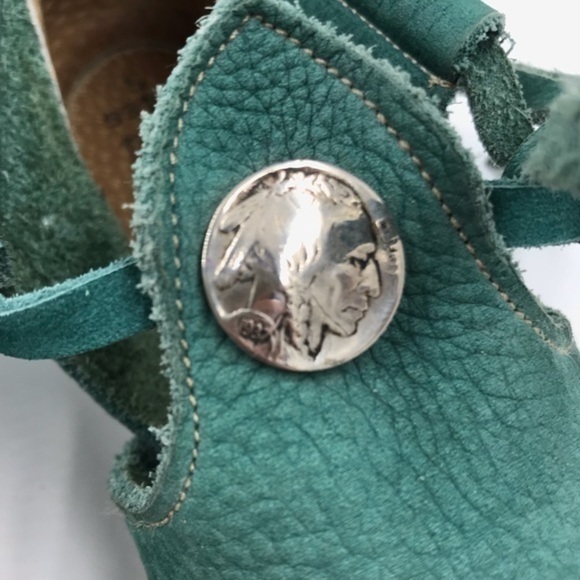 Wild Soles Green Leather Vintage Handmade Moccasins size 5 - Picture 6 of 10